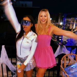 Pink mini dress, perfect Barbie aesthetic! Worn once.